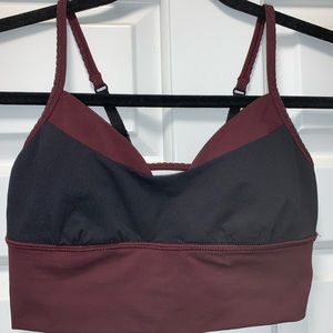 Lululemon sports bra size 4